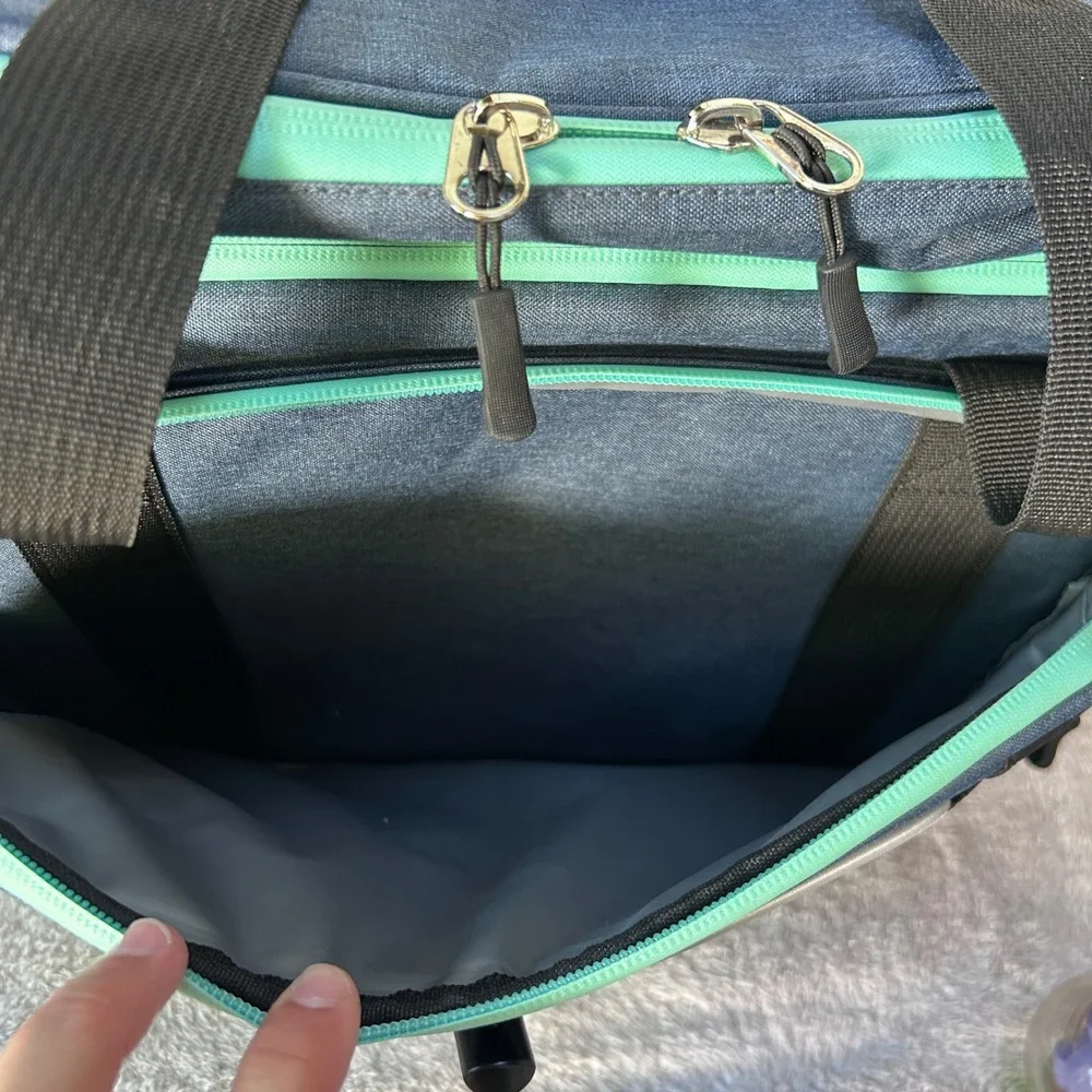 Maelstrom Soft Sided Cooler Bag Blue Mint Green Insulated Picnic Lunch Tote NWOT